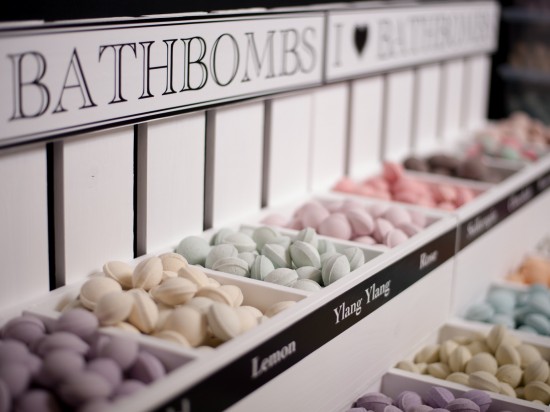 I love bathbombs  stand 8